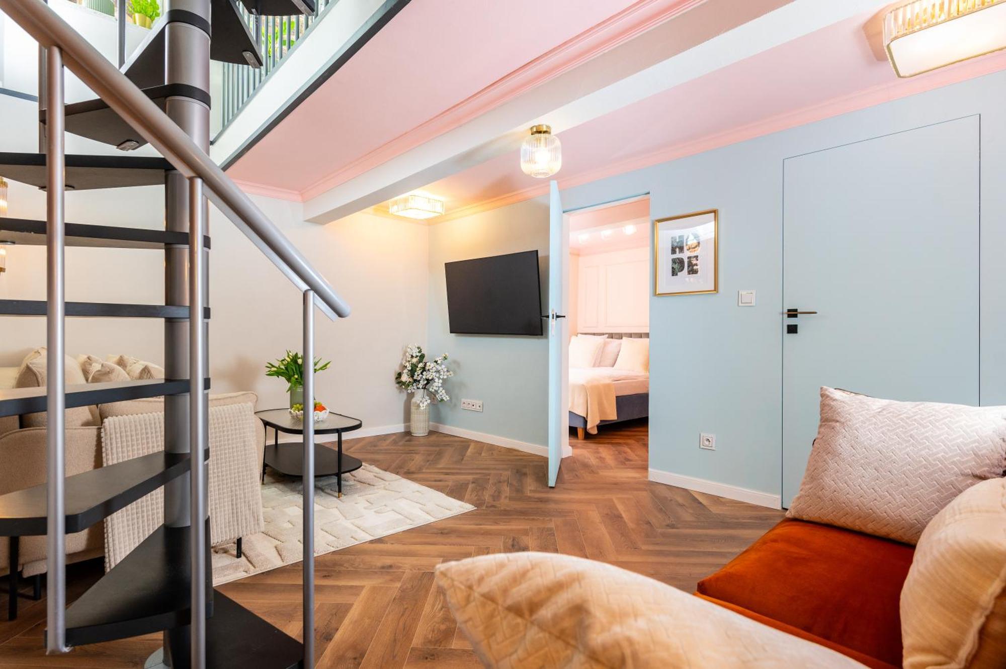 Apartment Old Town Air Conditioning Stylish Free Parking *